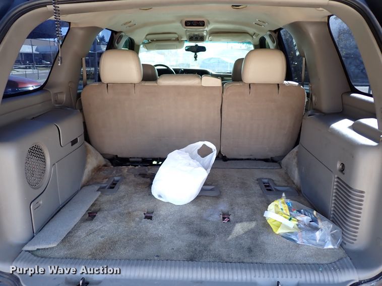 image for item IC9509 2000 Chevrolet Tahoe  SUV