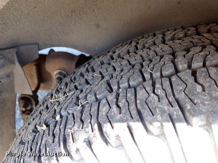 image for item IC9509 2000 Chevrolet Tahoe  SUV