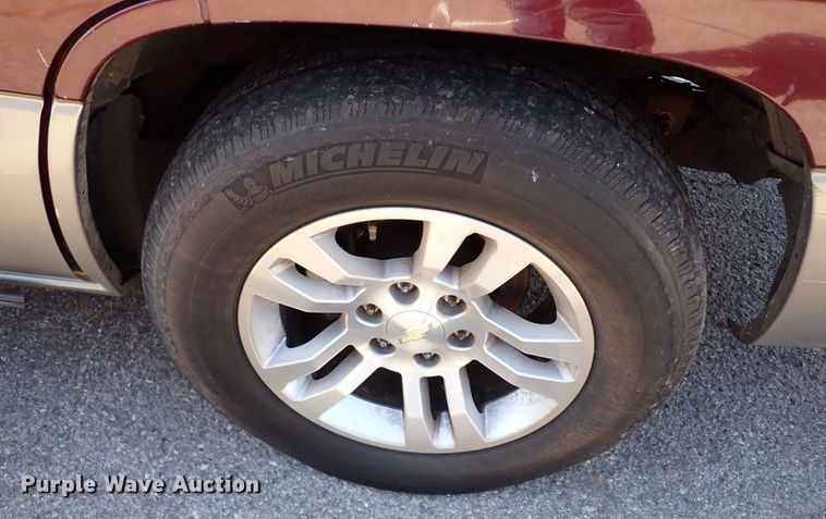 image for item IC9509 2000 Chevrolet Tahoe  SUV