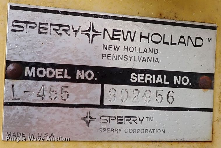 image for item IC9583 1984 New Holland L455  skid steer loader