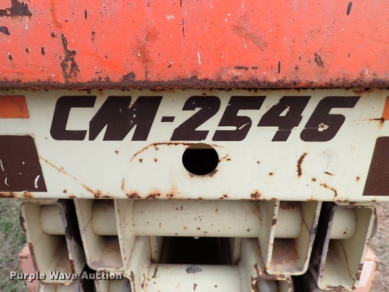 image for item IC9594 JLG Commander CM-2546  scissor lift