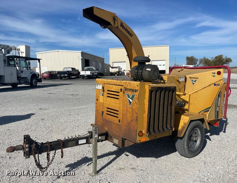 image for item ID9574 2010 Vermeer BC1000XL  wood chipper