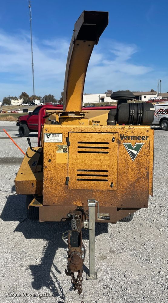 image for item ID9574 2010 Vermeer BC1000XL  wood chipper