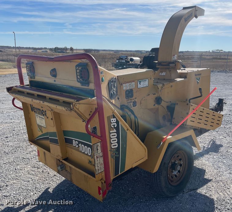 image for item ID9574 2010 Vermeer BC1000XL  wood chipper