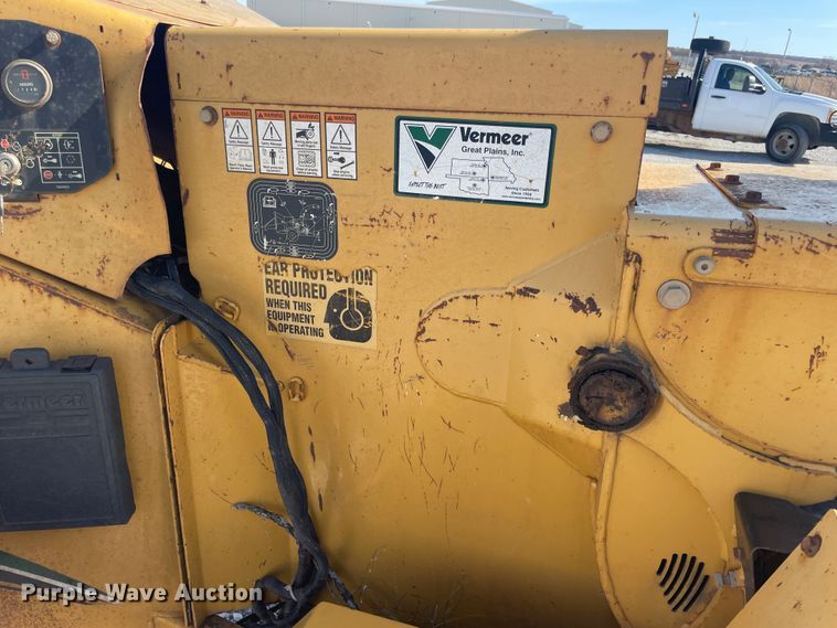 image for item ID9574 2010 Vermeer BC1000XL  wood chipper