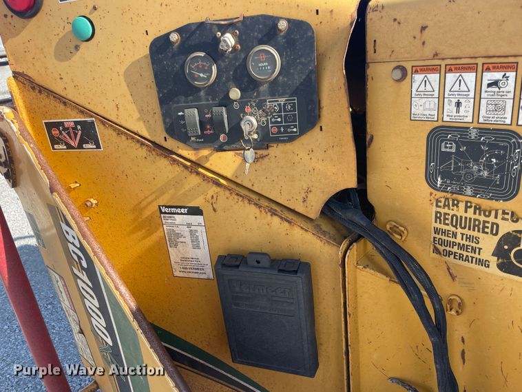 image for item ID9574 2010 Vermeer BC1000XL  wood chipper