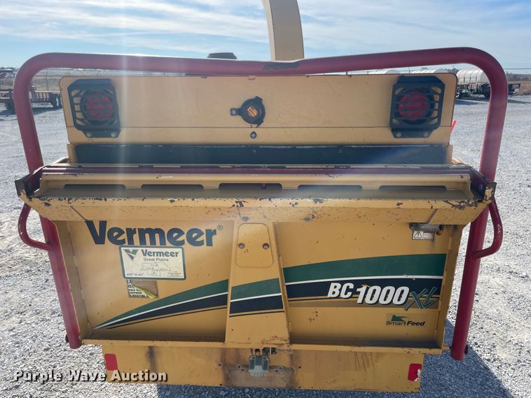 image for item ID9574 2010 Vermeer BC1000XL  wood chipper