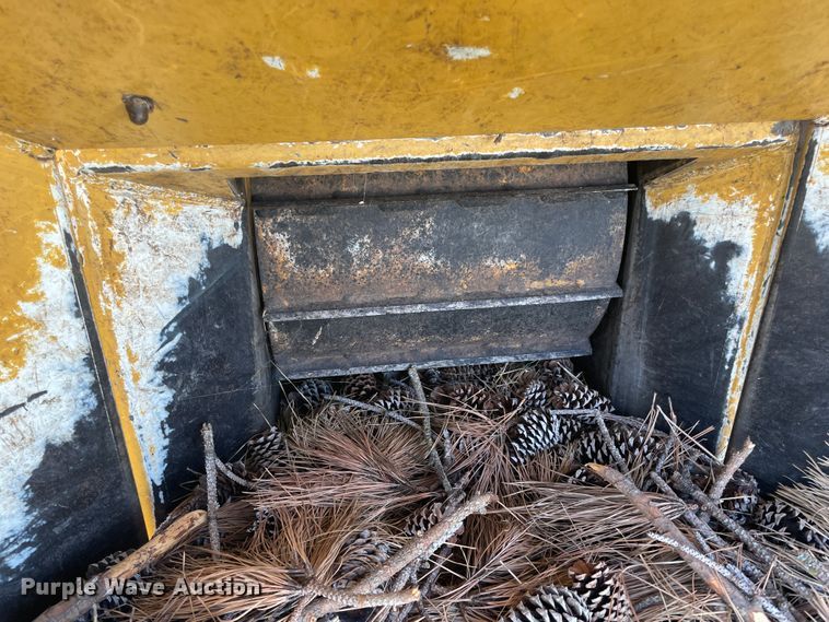 image for item ID9574 2010 Vermeer BC1000XL  wood chipper