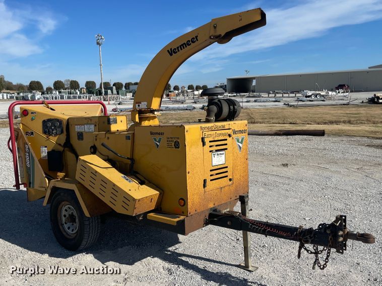image for item ID9576 2010 Vermeer BC1000XL  wood chipper