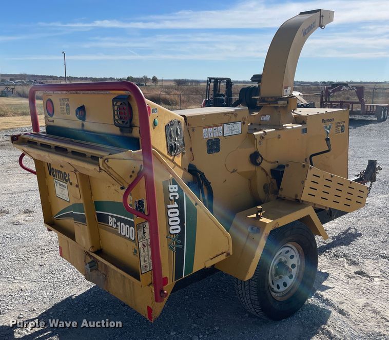 image for item ID9576 2010 Vermeer BC1000XL  wood chipper