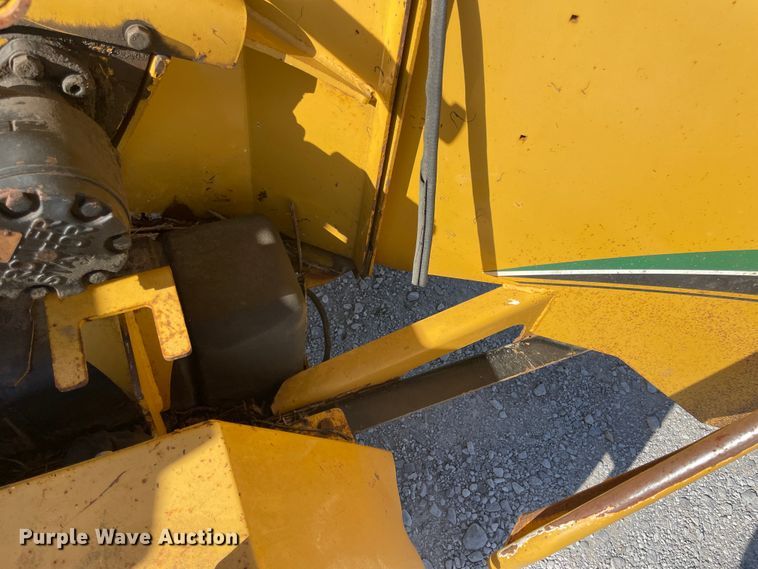 image for item ID9576 2010 Vermeer BC1000XL  wood chipper