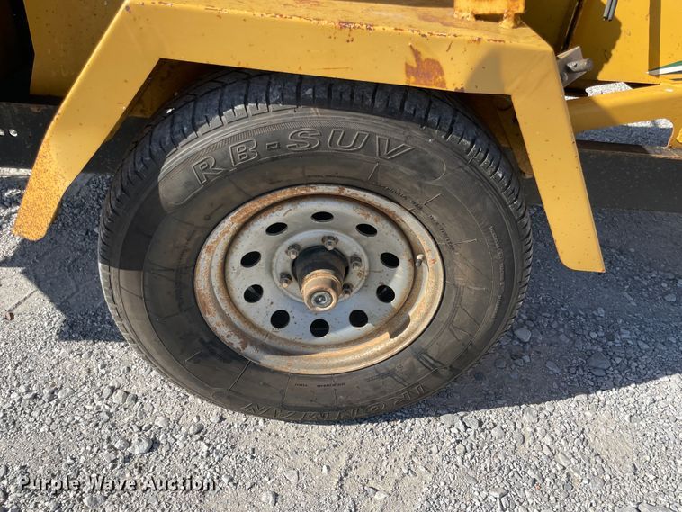 image for item ID9576 2010 Vermeer BC1000XL  wood chipper