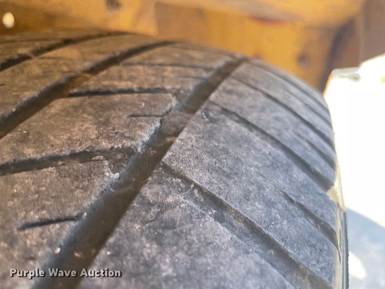 image for item ID9576 2010 Vermeer BC1000XL  wood chipper