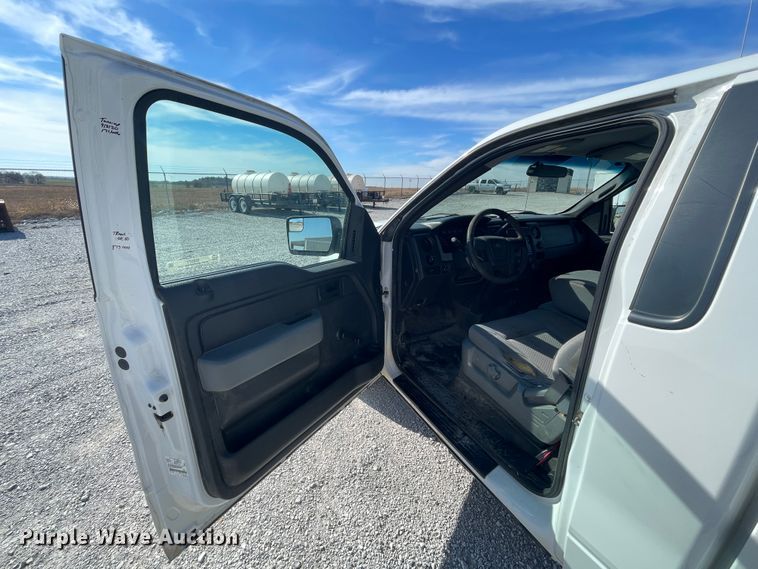 image for item ID9577 2011 Ford F150  pickup truck