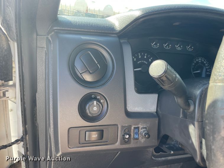 image for item ID9577 2011 Ford F150  pickup truck