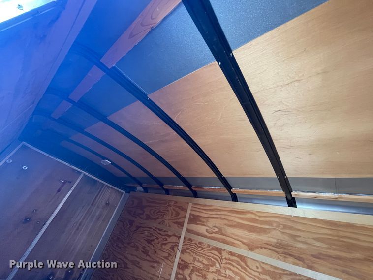 image for item ID9578 2001 Haulmark K714RT-WT  enclosed cargo trailer