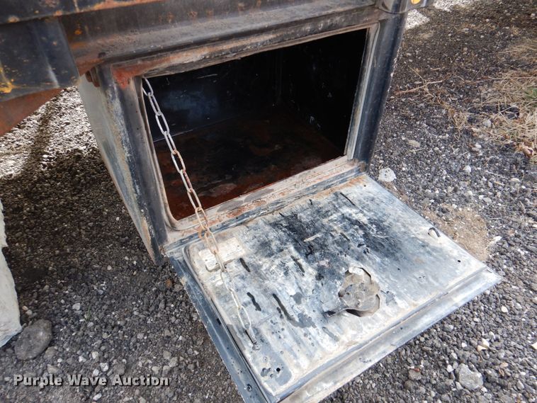 image for item IH9091 Knapheide  flatbed