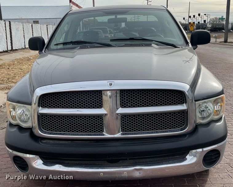 image for item IJ9502 2003 Dodge Ram 1500  pickup truck
