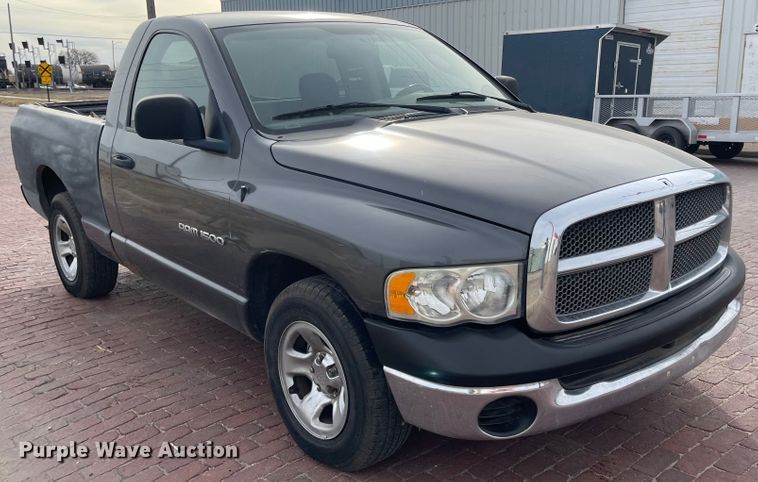 image for item IJ9502 2003 Dodge Ram 1500  pickup truck