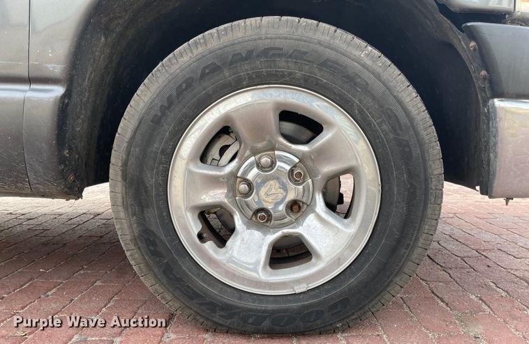 image for item IJ9502 2003 Dodge Ram 1500  pickup truck