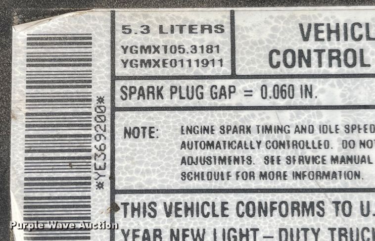 image for item IJ9504 2000 Chevrolet Silverado 1500  Ext. Cab pickup truck