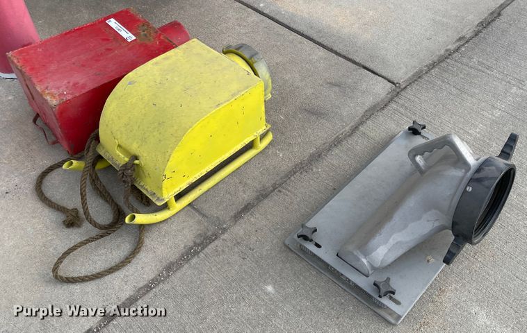 image for item IJ9510 (3) hard suction drafting boxes