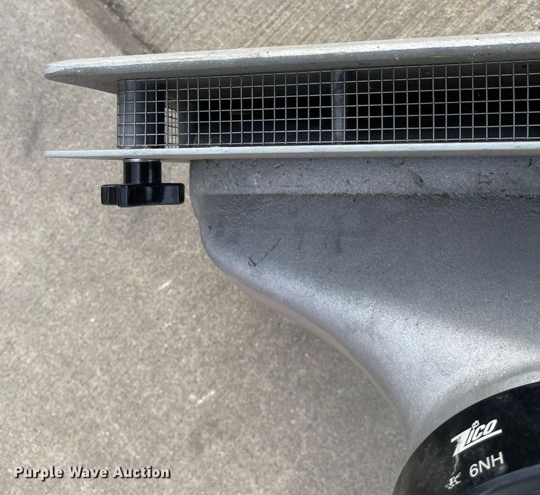 image for item IJ9510 (3) hard suction drafting boxes