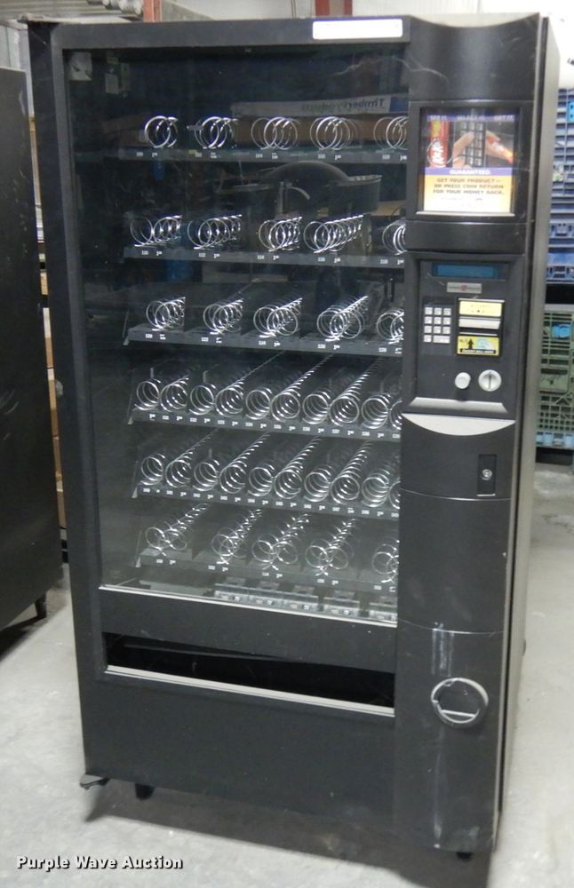 Crane 933D vending machine in Mount Pleasant, IA Item IO9513 sold