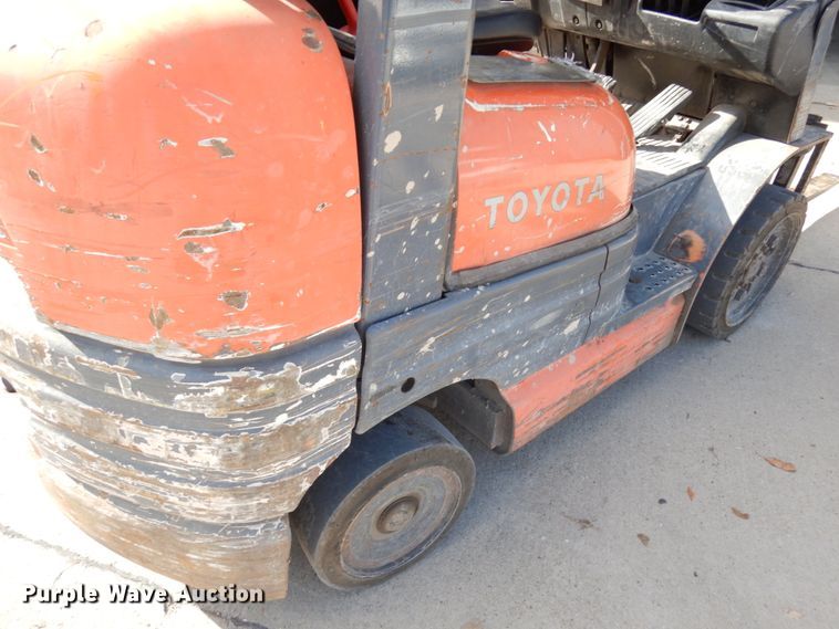 image for item IO9521 Toyota 42-6FGCU25  forklift