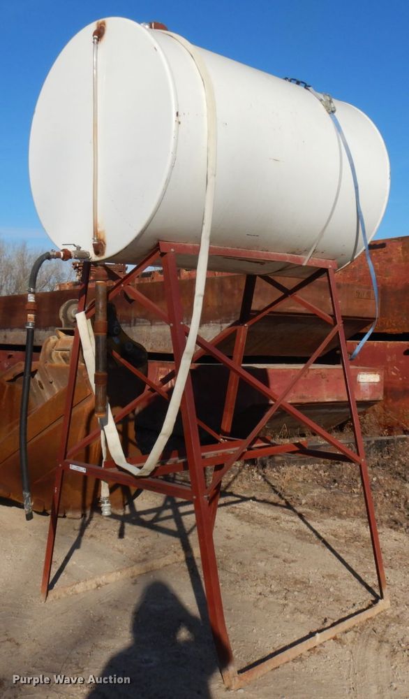 image for item IO9537 Fuel tank