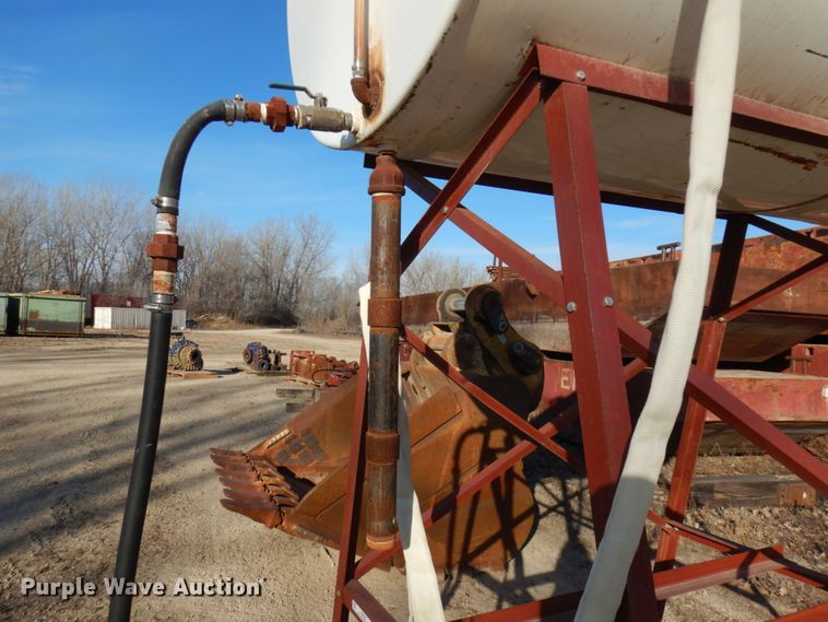 image for item IO9537 Fuel tank