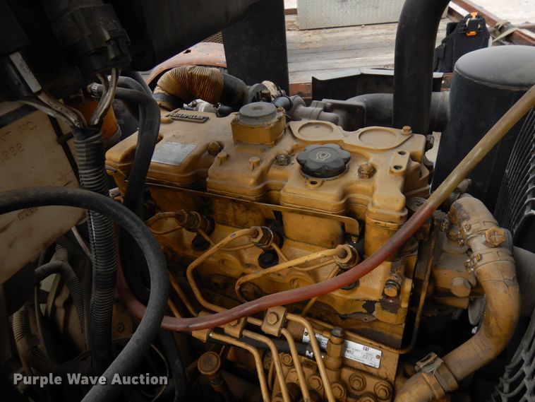 image for item IO9544 Sullair 185DPQ CA3  air compressor