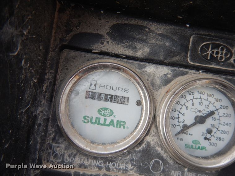 image for item IO9544 Sullair 185DPQ CA3  air compressor