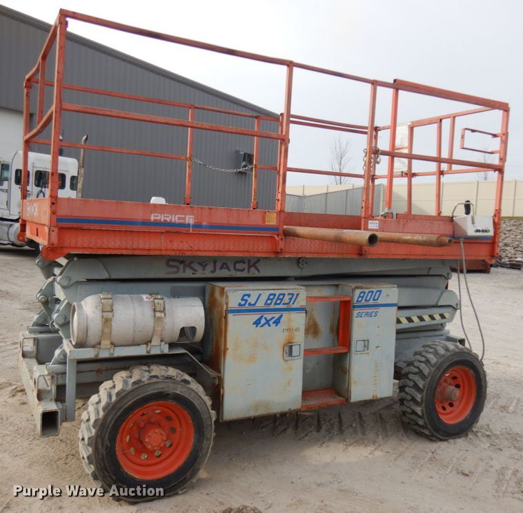 image for item IO9545 Skyjack SJ8831  scissor lift