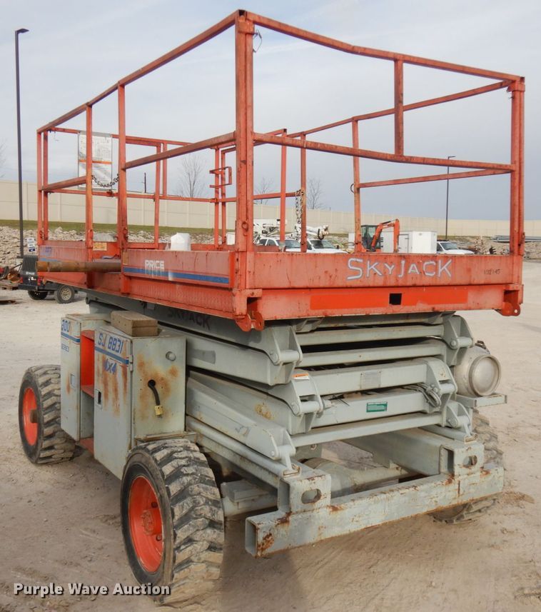 image for item IO9545 Skyjack SJ8831  scissor lift