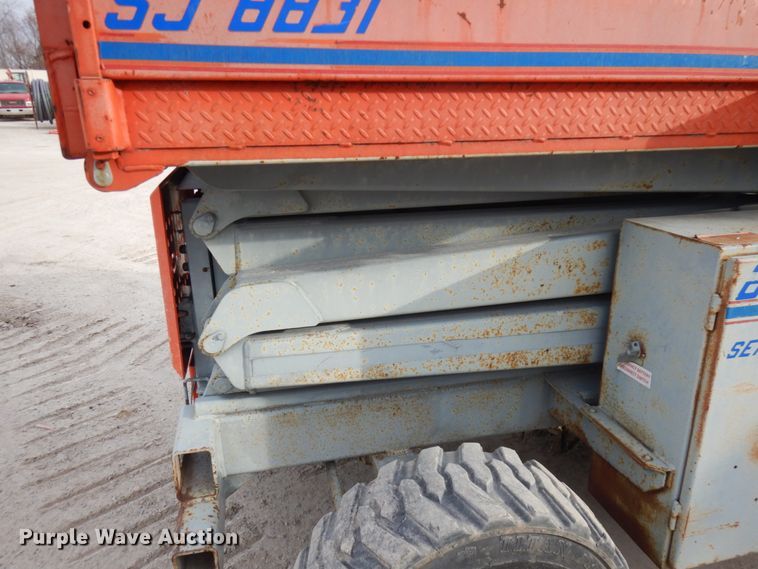 image for item IO9545 Skyjack SJ8831  scissor lift