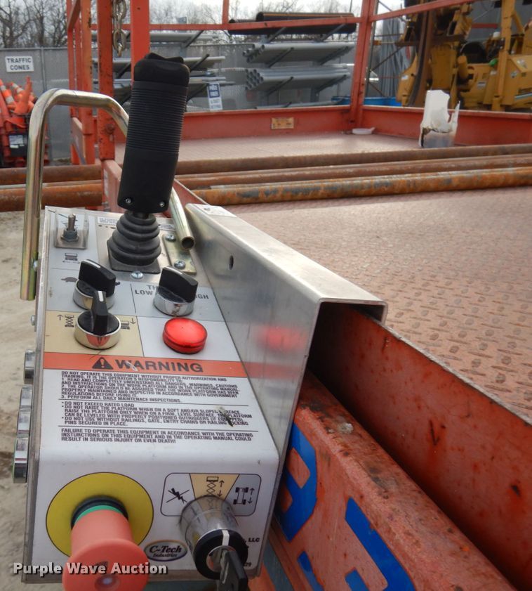 image for item IO9545 Skyjack SJ8831  scissor lift