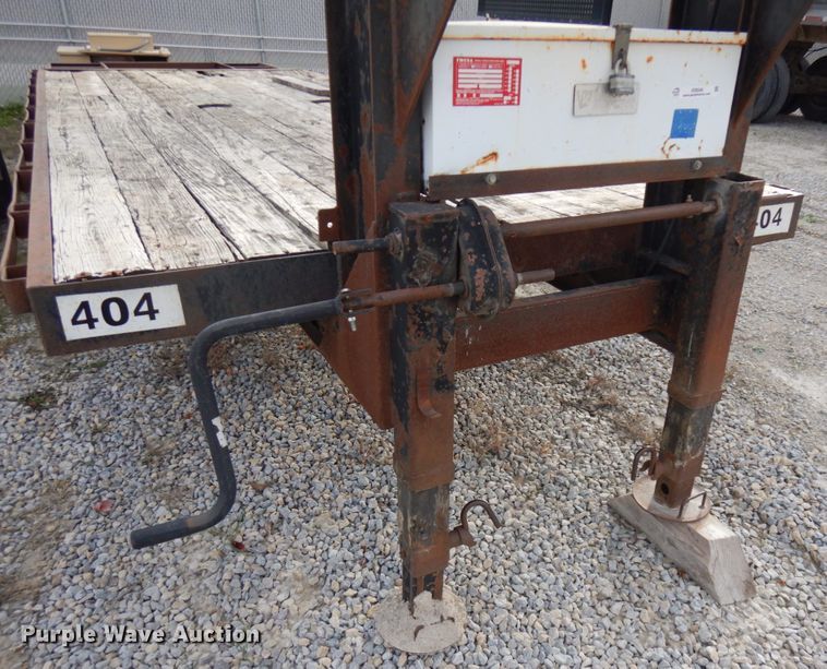 image for item IO9546 1997 Mac Lander  equipment trailer