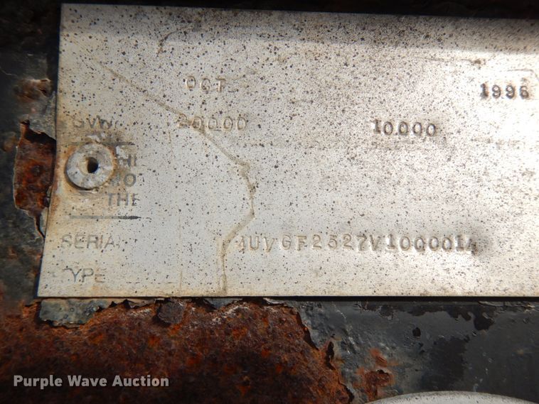 image for item IO9546 1997 Mac Lander  equipment trailer