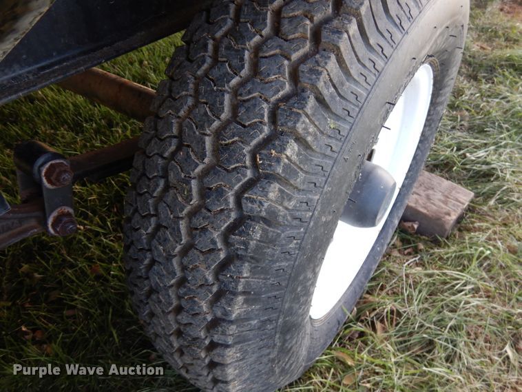 image for item IO9555 2004 Damon 38FK  camper