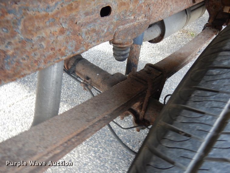 image for item IO9613 2008 Chevrolet Silverado 1500  pickup truck