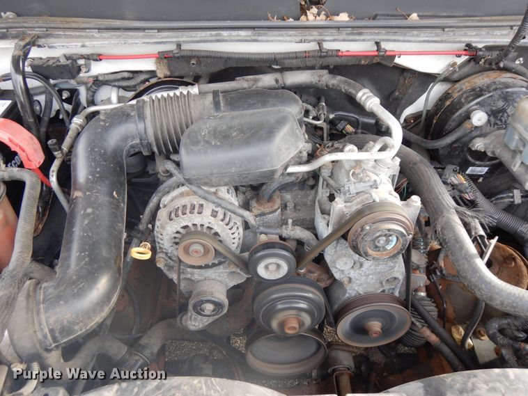 image for item IO9613 2008 Chevrolet Silverado 1500  pickup truck