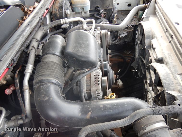 image for item IO9613 2008 Chevrolet Silverado 1500  pickup truck