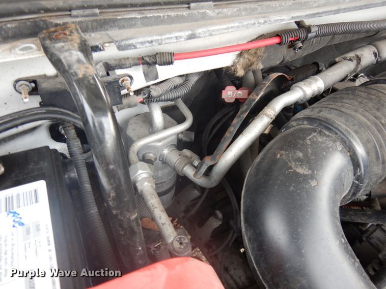 image for item IO9613 2008 Chevrolet Silverado 1500  pickup truck