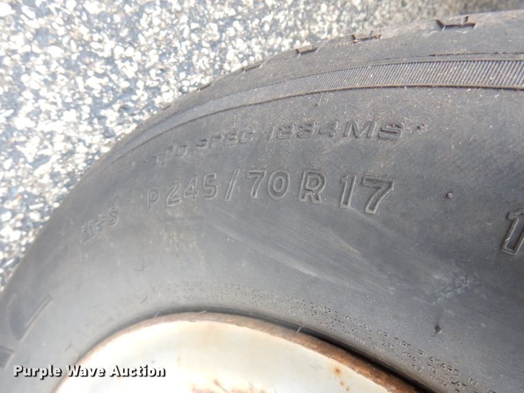 image for item IO9613 2008 Chevrolet Silverado 1500  pickup truck