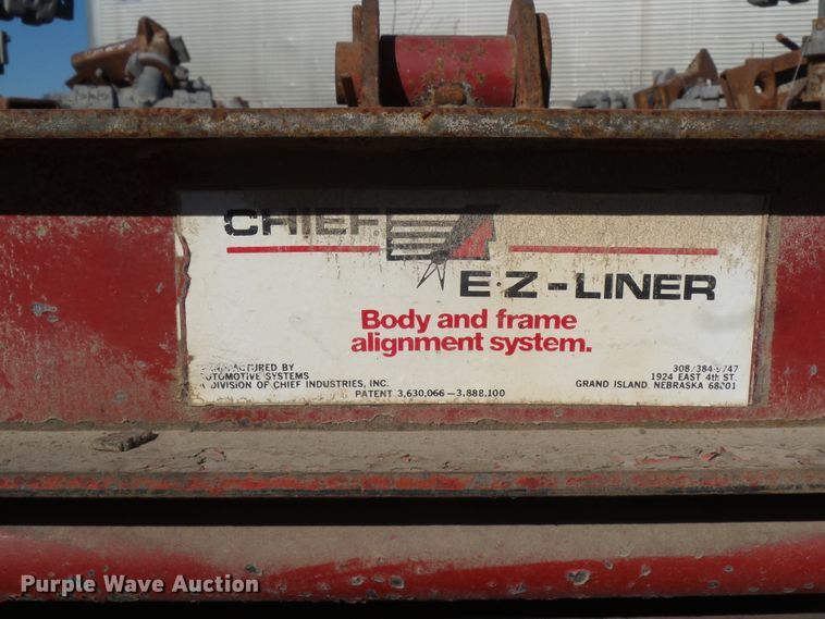 image for item IQ9749 Chief EZ-Liner  body & frame alignment system