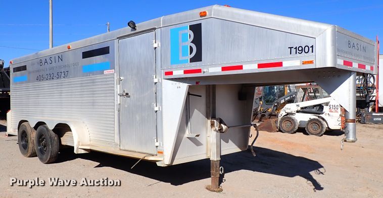 image for item IS9246 1995 Cherokee Industries  enclosed cargo trailer