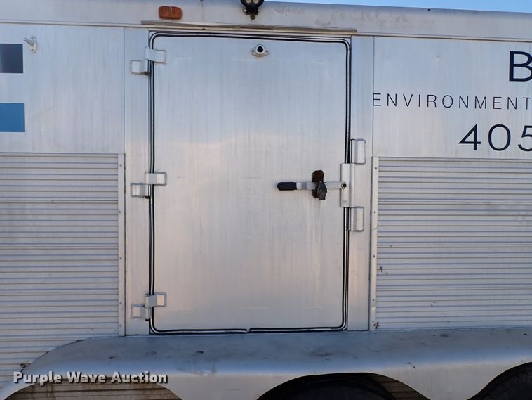 image for item IS9246 1995 Cherokee Industries  enclosed cargo trailer