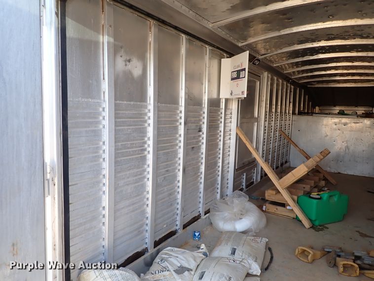 image for item IS9246 1995 Cherokee Industries  enclosed cargo trailer