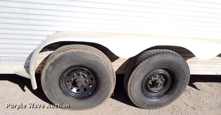 image for item IS9246 1995 Cherokee Industries  enclosed cargo trailer